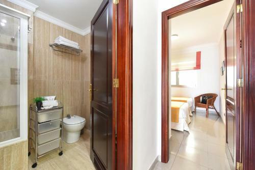 Beachfront Apartment Mog�n Mb