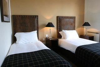 Crerar Eight Acres Hotel
