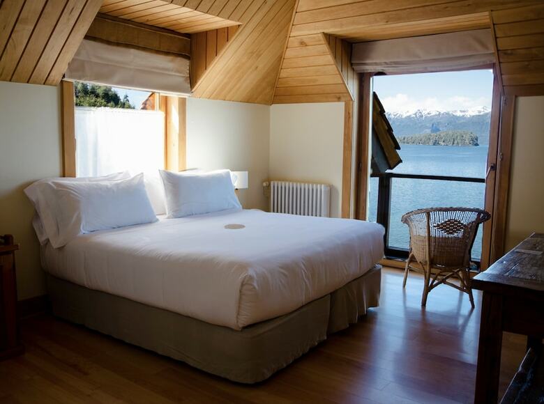 Correntoso Lake & River Hotel