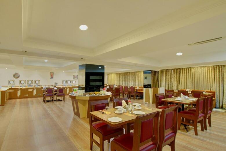 Hotel Monarch Brigade