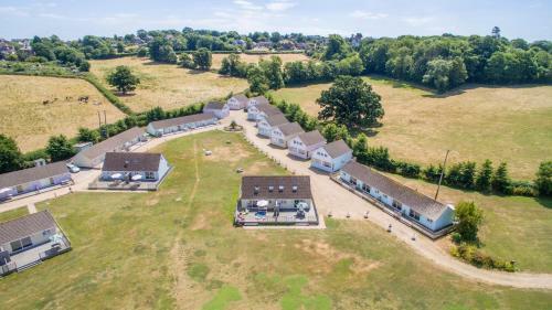 Seaview Holidays - Salterns Village