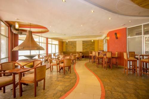 Sirikwa Hotel