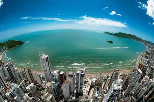 Apartamento Dante Tomio
