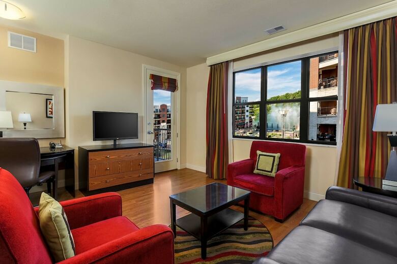 Hotel Hilton Promenade At Branson Landing