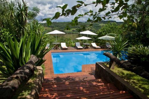Yacaratia Lodge
