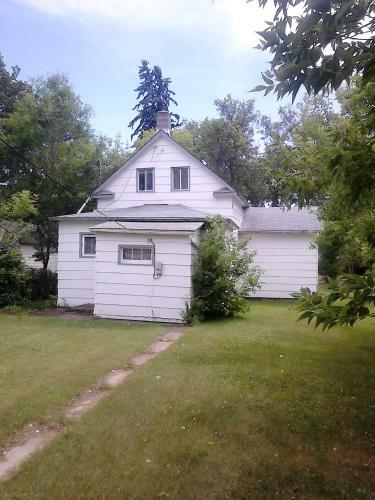 Canora Vacation Home