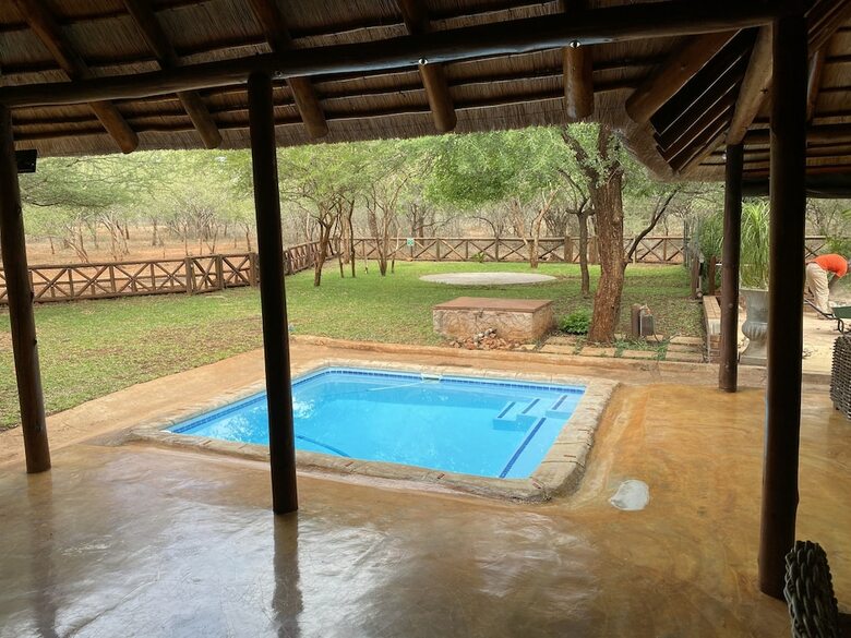 Hostal Genet House
