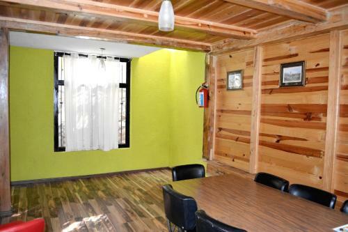 Hostal Caba�as El Chalet