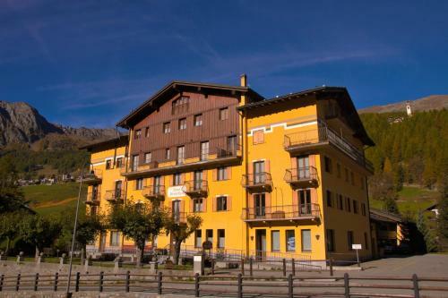 Aparthotel R.t.a. Hotel Monte Rosa