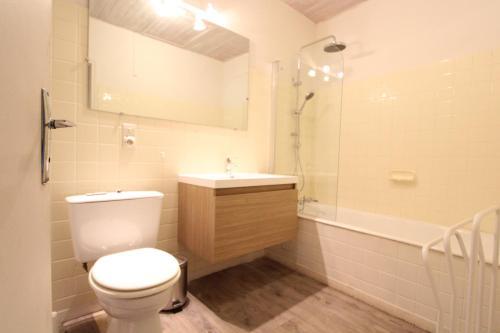 Bed & Breakfast Chambres D Hotes Chateau De Fontblachere