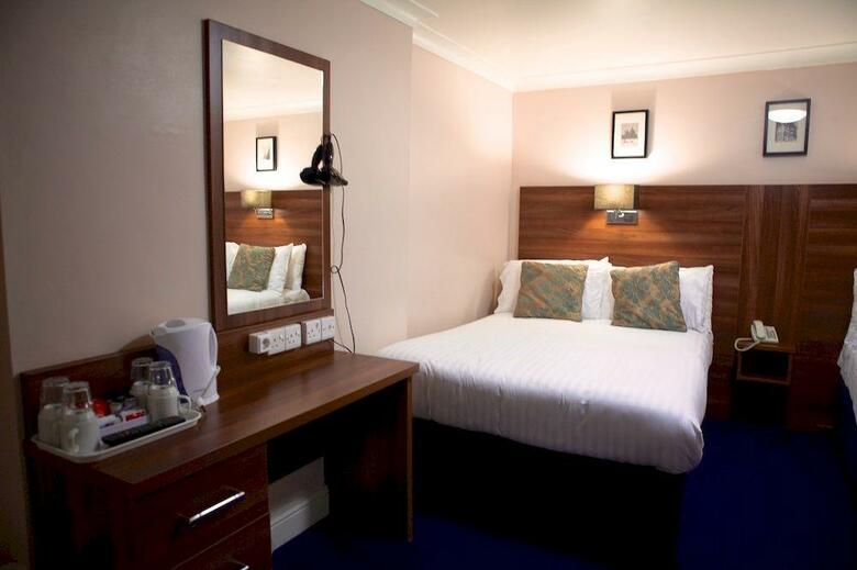 Airways Hotel Victoria London