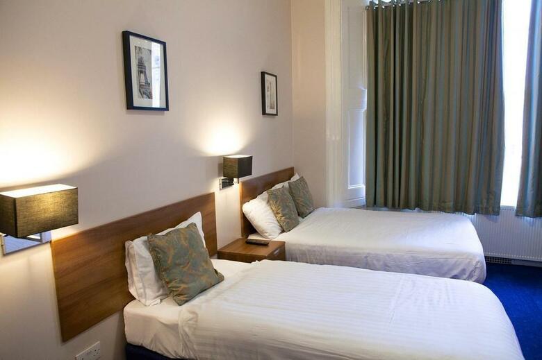 Airways Hotel Victoria London