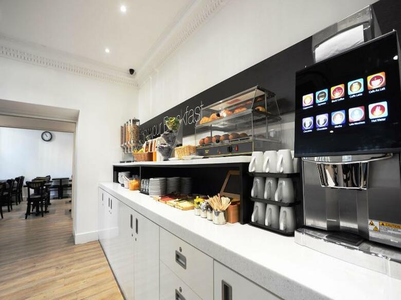 Airways Hotel Victoria London