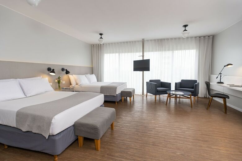 Hotel Madero Urbano Studios