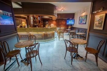 Hotel H�tel Colbert Spa & Casino