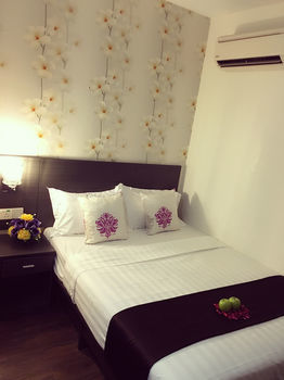 Apple 1 Hotel Queensbay
