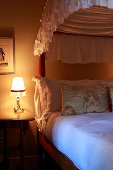 Dutch Manor Antique Hotel