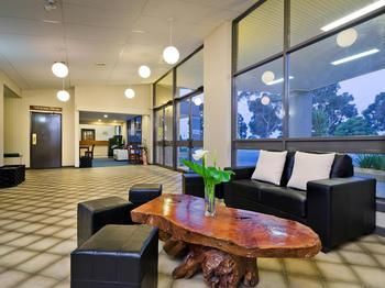 Motel Ibis Styles Sale