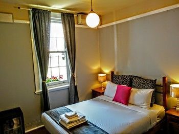 Sydney Harbour Bed & Breakfast