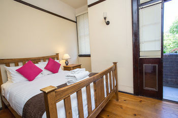 Sydney Harbour Bed & Breakfast