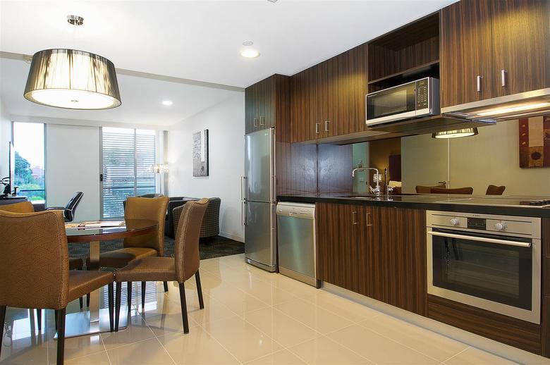 Best Western Premier Hotel 115 Kew