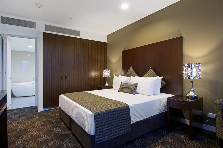 Best Western Premier Hotel 115 Kew