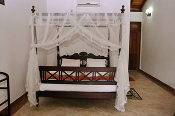 Hotel Chami Villa