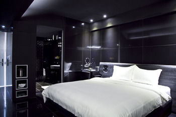 Hotel The Fantasy Apartment