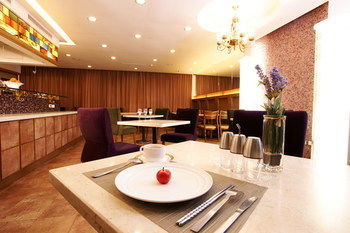 Yung Hwa Chun Hotel