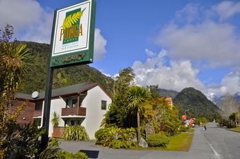 Aparthotel Punga Grove