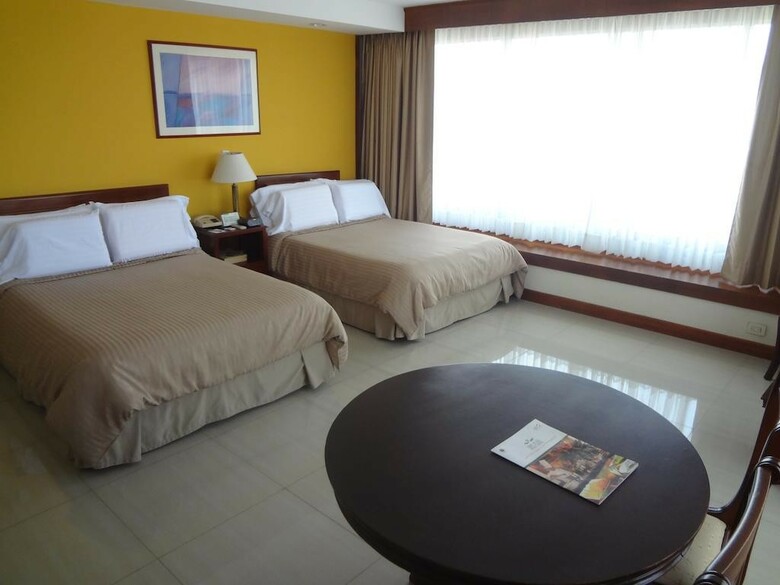 Hotel Torre De Cali Plaza