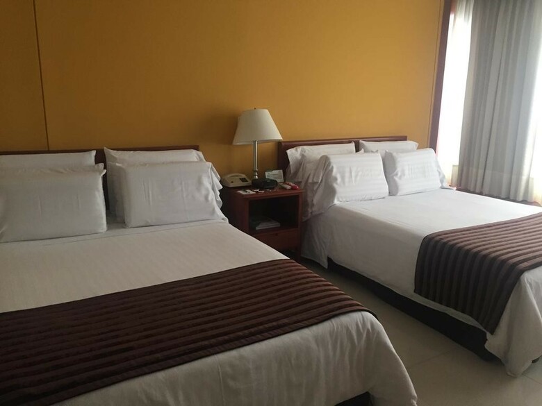 Hotel Torre De Cali Plaza