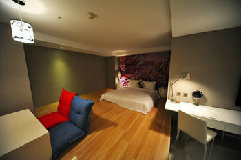 Hotel Day Plus Tamsui