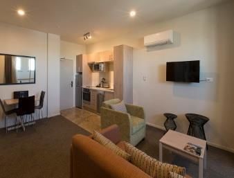 Hotel Ramada Suites Christchurch City