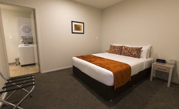 Hotel Ramada Suites Christchurch City