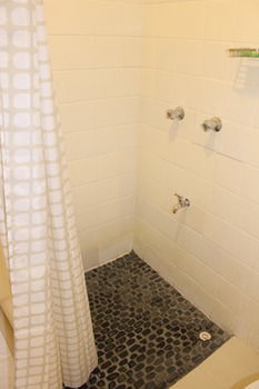Travellers Beach Resort - Hostel