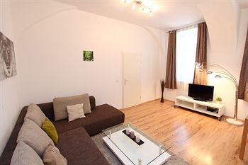 Checkvienna � Apartment Czerningasse