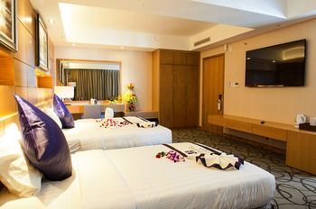 Iris Hotel