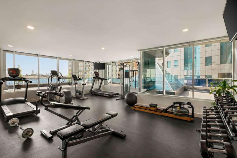 Hotel Ramada By Wyndham Dubai Barsha Heights