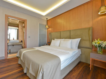 Blueway Hotel City
