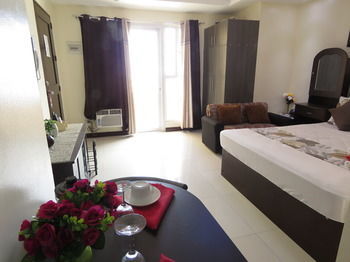 Aparthotel Bayview Designers Suites