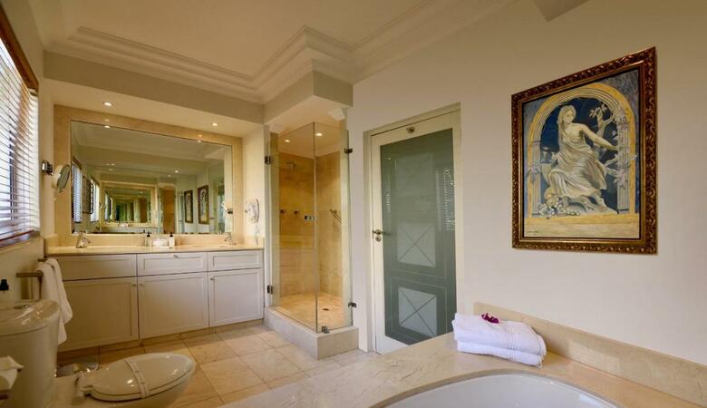 Hotel The Clarendon - Bantry Bay