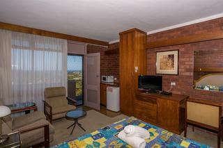 Hillcrest Motor Inn