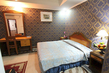 Hotel Sea Shell Residence