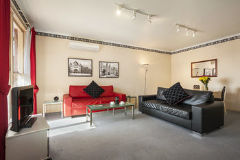 Aparthotel Carlton Clocktower Apartments
