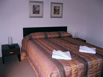 Surfers Century Oceanside Apartments