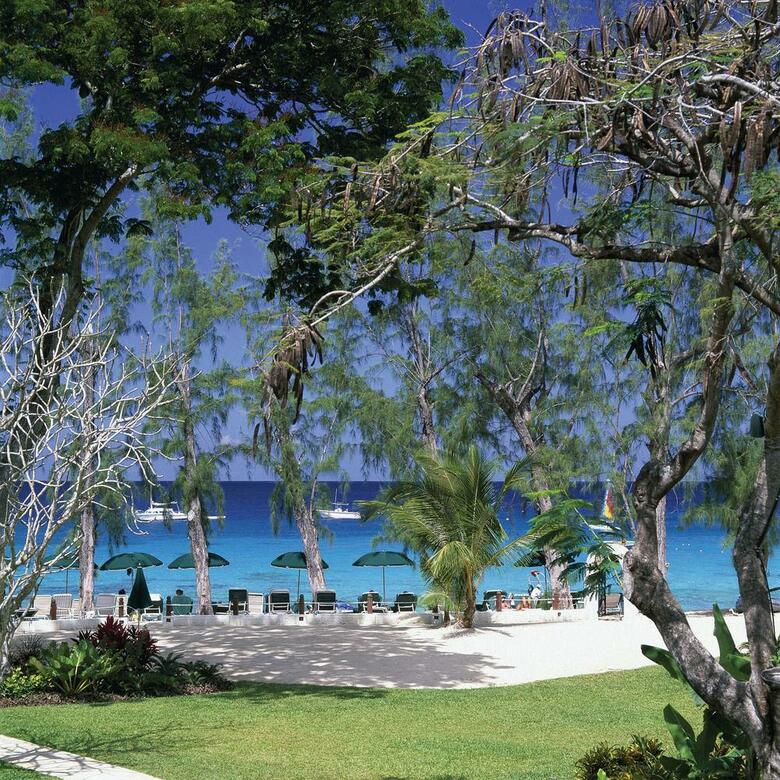 Hotel Coral Reef Club