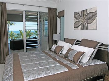 Hotel Island Views