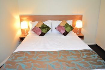 Albert Heights Serviced Apartments
