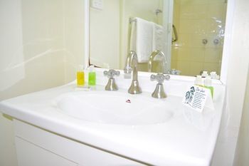 Albert Heights Serviced Apartments